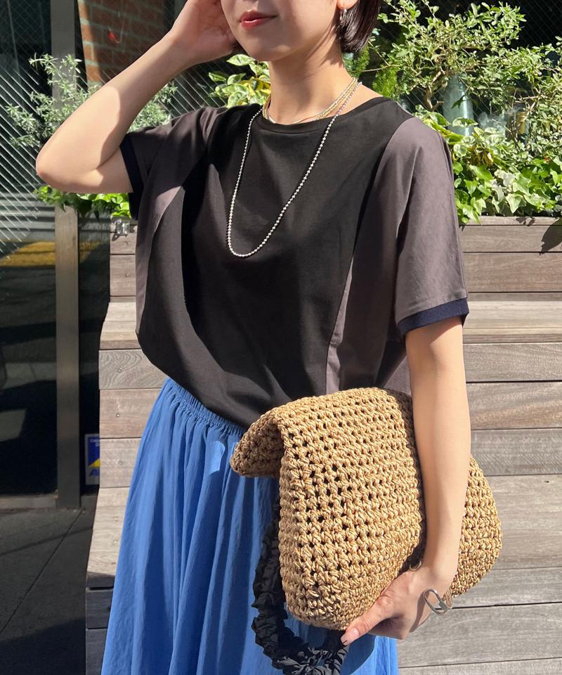 【体型カバー／1枚で決まる配色Tシャツ】バックライン配色カットソー