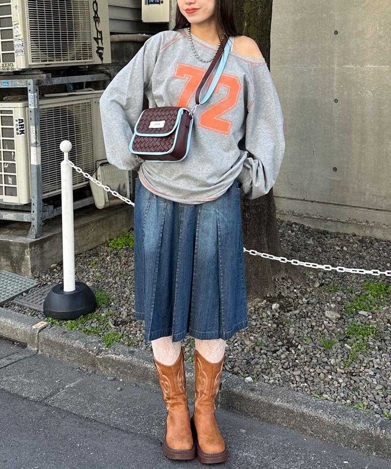 ライトデニムプリーツミドルスカート