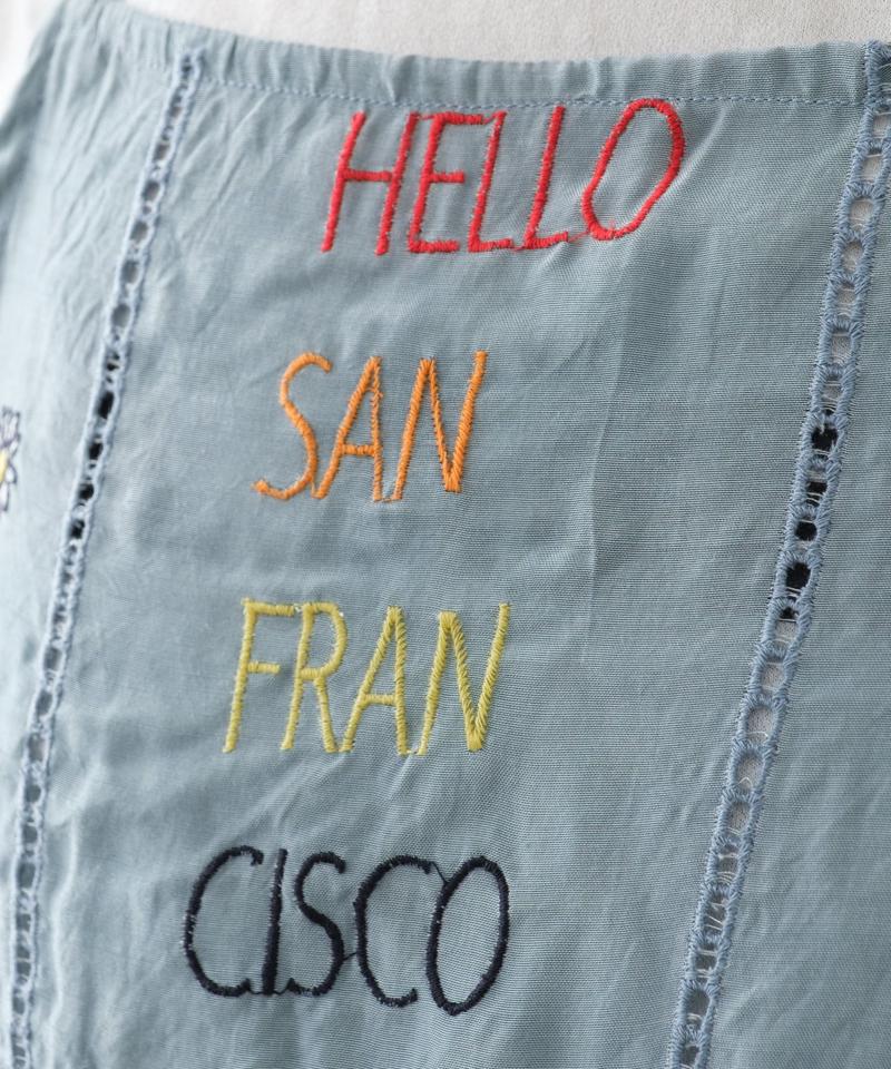 【HELLO.SANFRANCISCO/ハローサンフランシスコ】オリジナル刺繍サテンキャミ