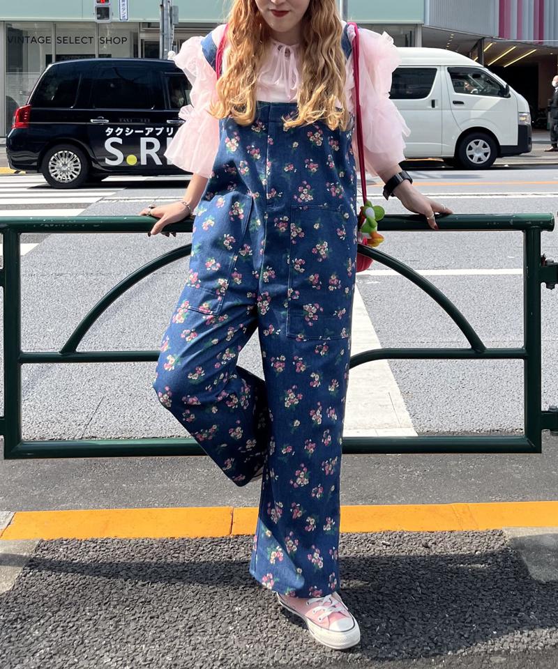 花柄サロペット