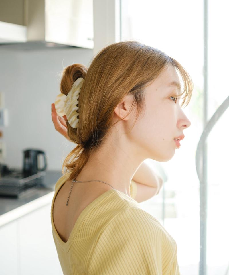 【fiw.】マーブルヘアクリップ