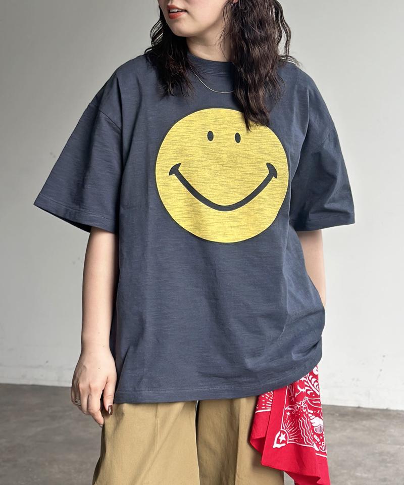 スマイリースラブTシャツ