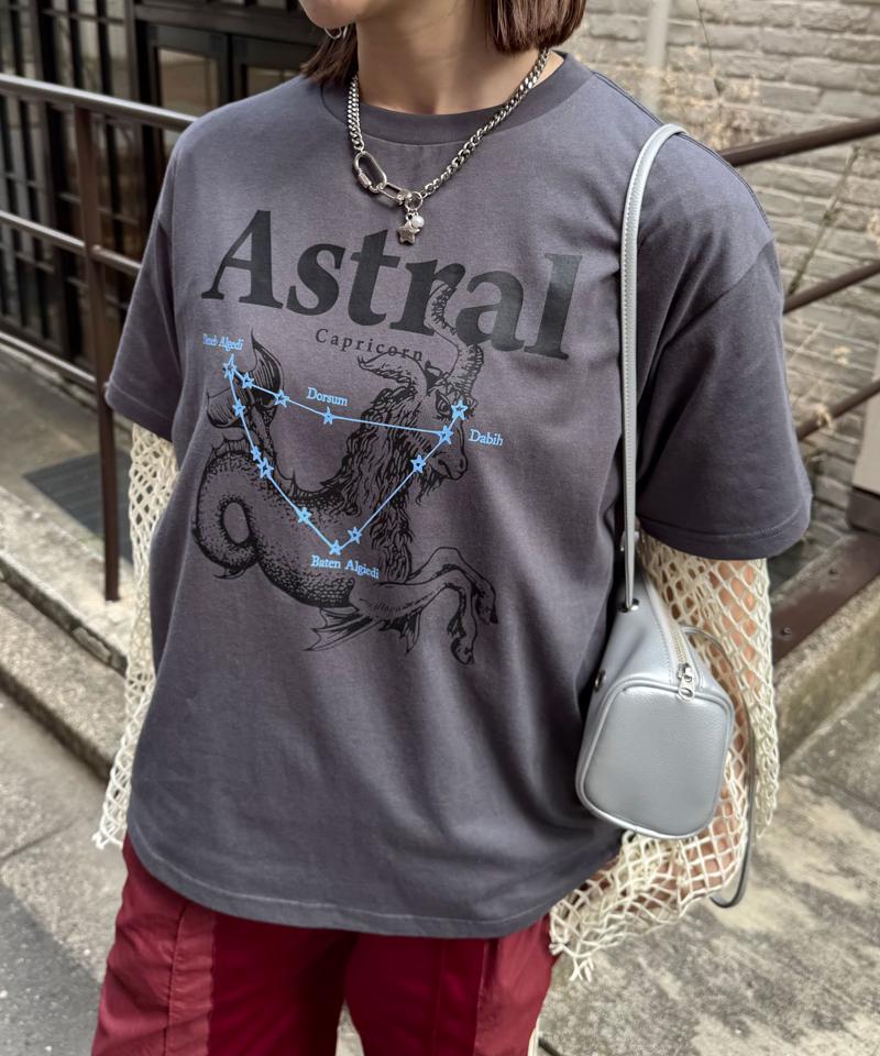 星座プリントTEE