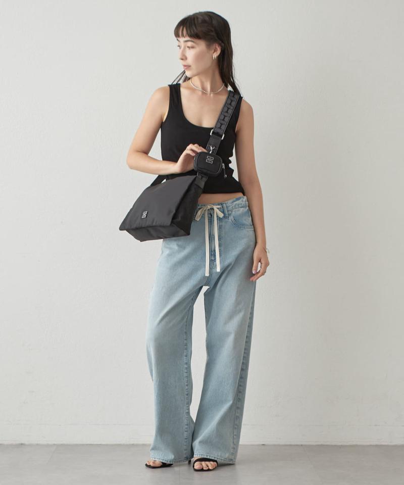 アーゴ ミディアムショルダー NYLON/CERVO