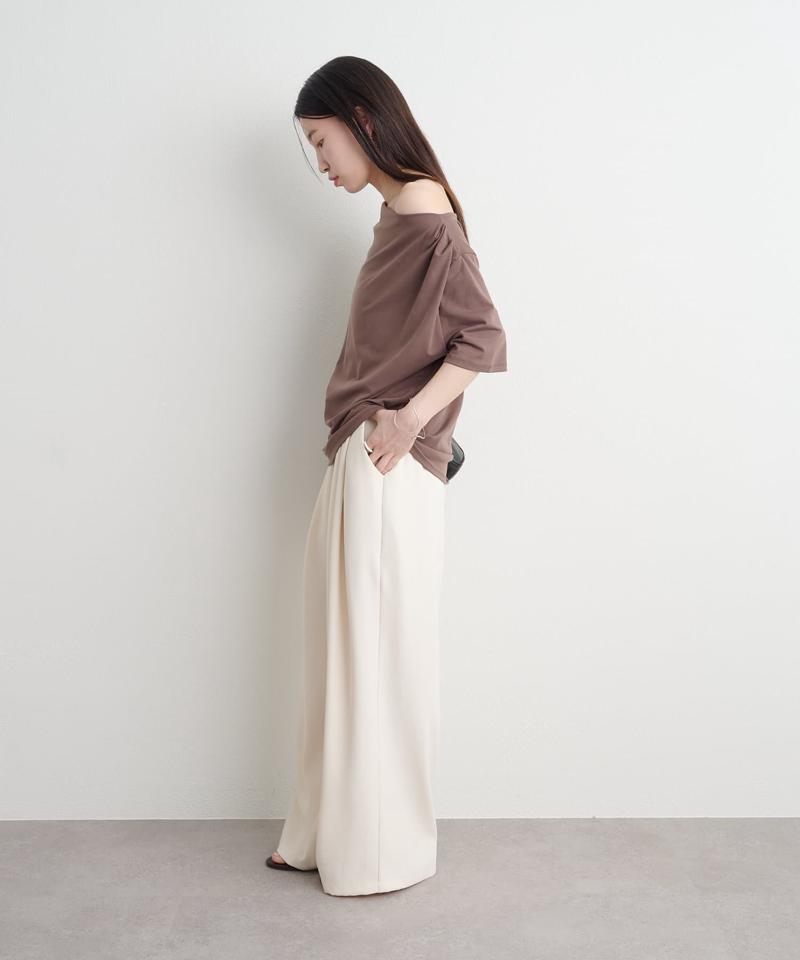 ボートネックドレープ半袖Ｔシャツ