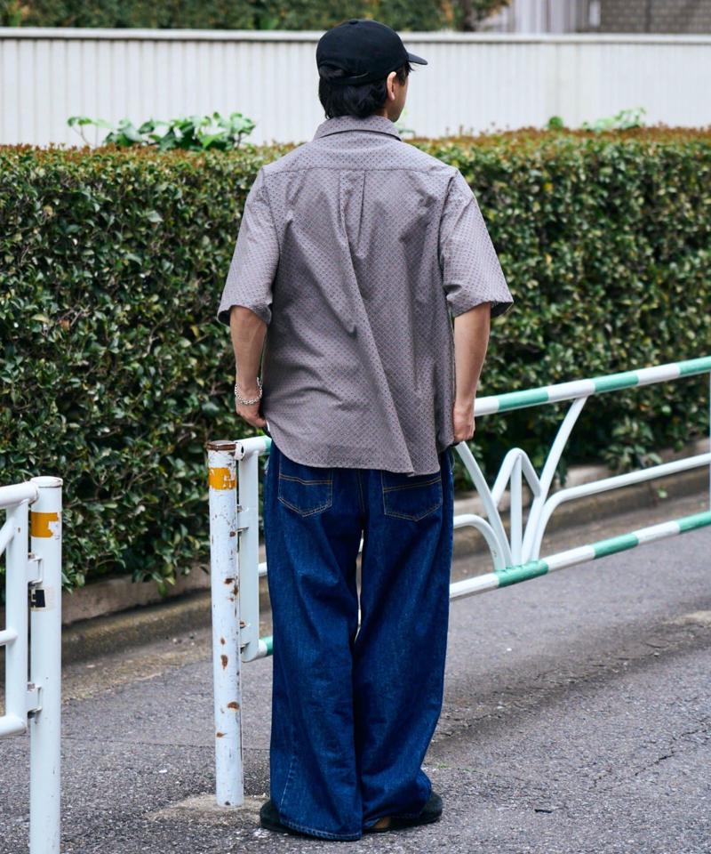 【通気性◎】ユニセックスジャガード刺繍レースシャツ