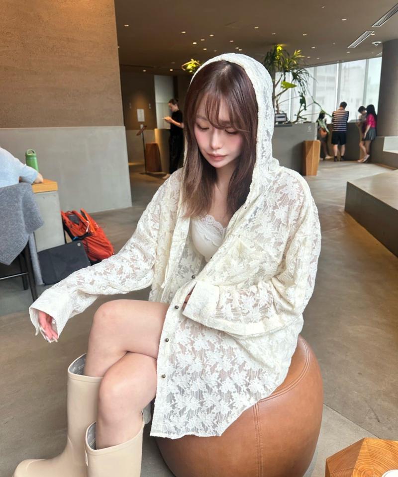 【今買って秋まで使える】オーバーサイズフード付きチェック/レースシャツ