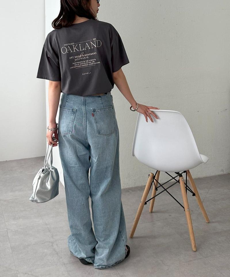 【ユニセックス】カラー刺繍ロゴTシャツ