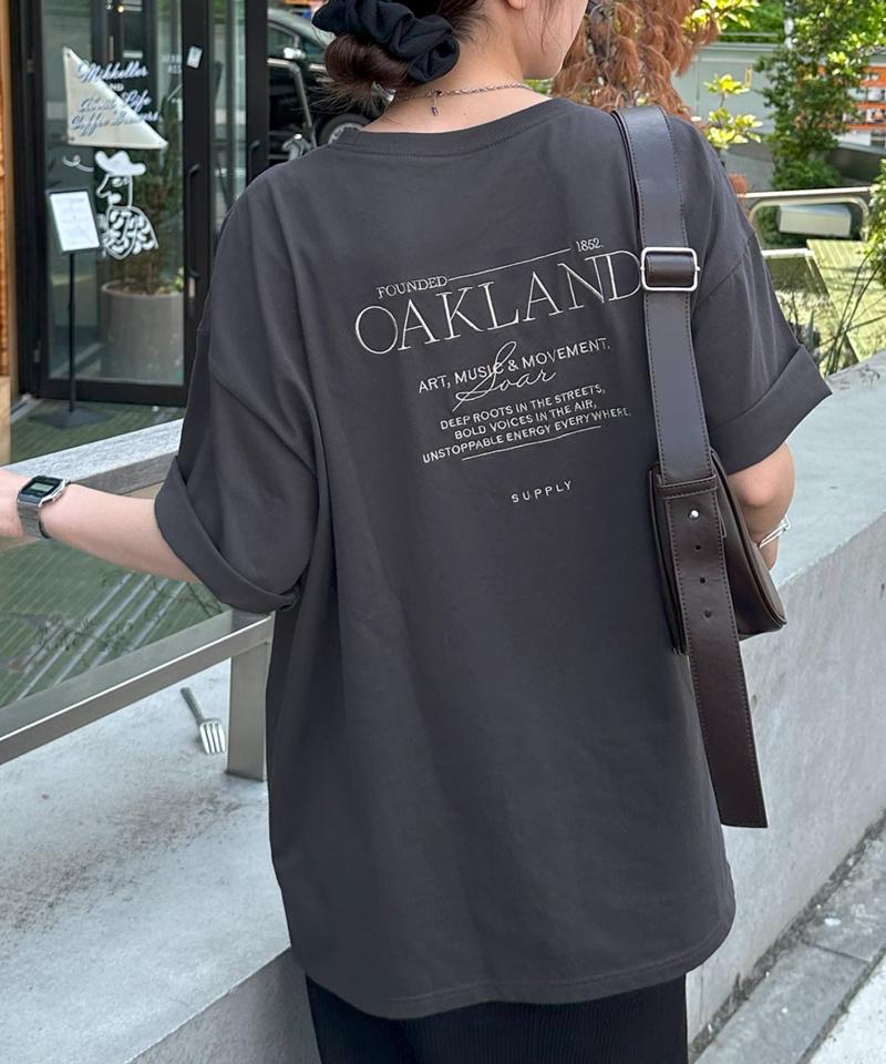 【ユニセックス】カラー刺繍ロゴTシャツ