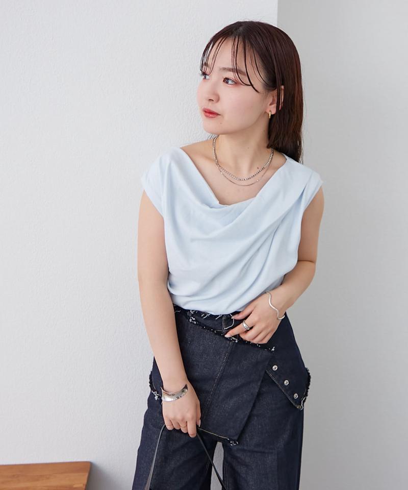 オフショルフレンチTシャツ