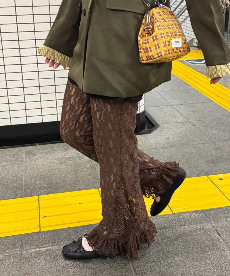レースフレアレイヤードフリルパンツ
