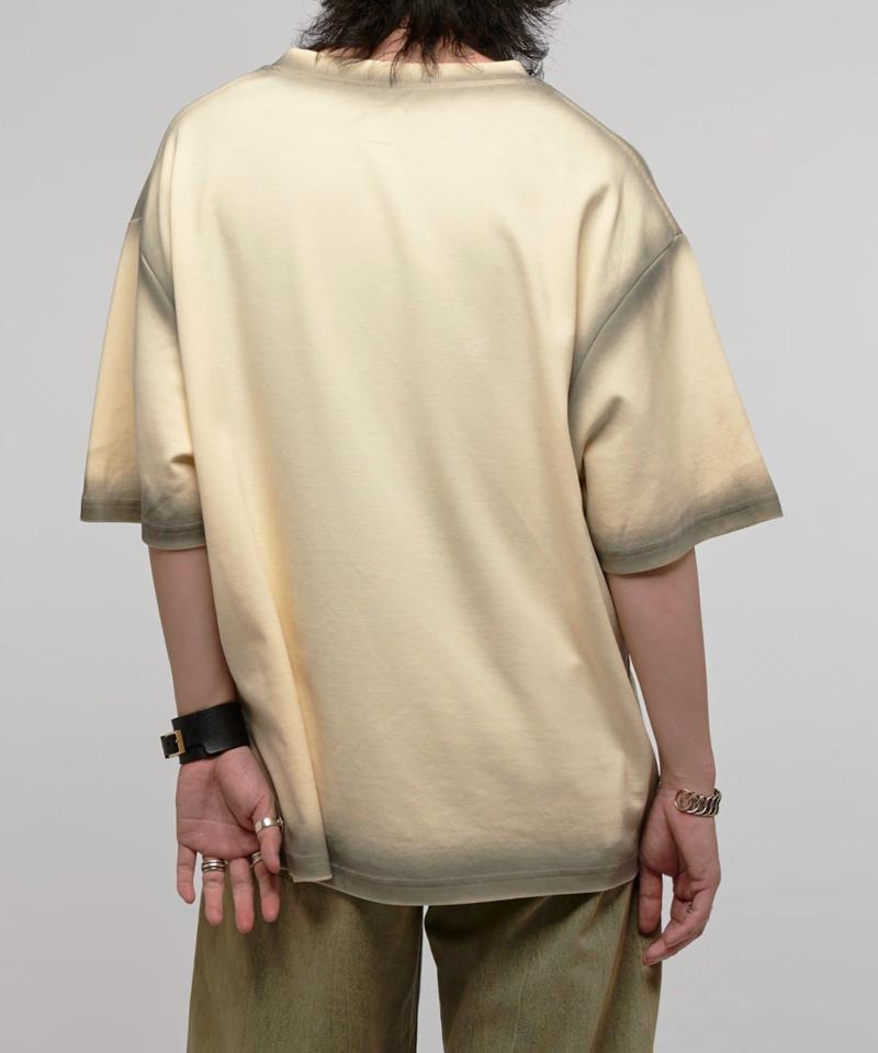 ポンチスプレーTシャツ