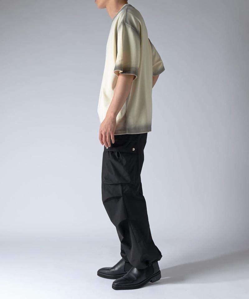 ポンチスプレーTシャツ