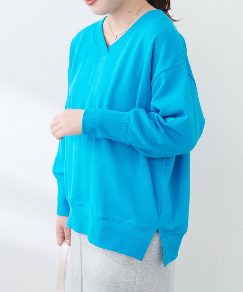 【natural couture】Web限定 /【ako】スリット付きVネック裏毛プルオーバー