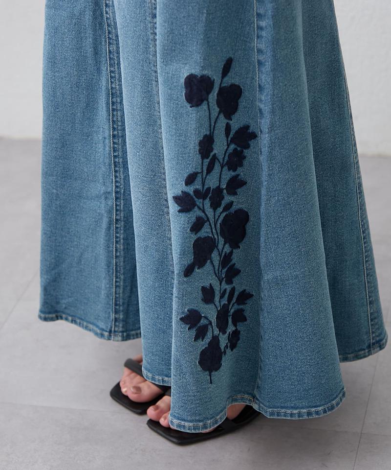 【WEB先行予約】【この春マスト】刺繍デニムマーメイドスカート