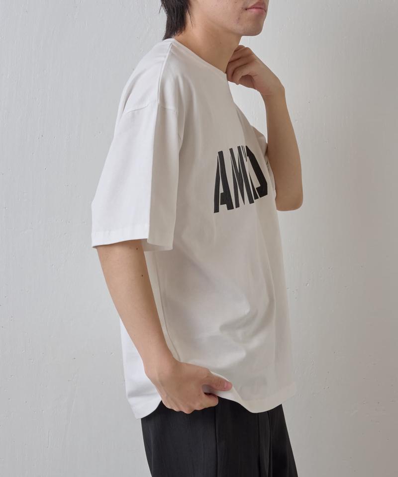立体プリントロゴTシャツ