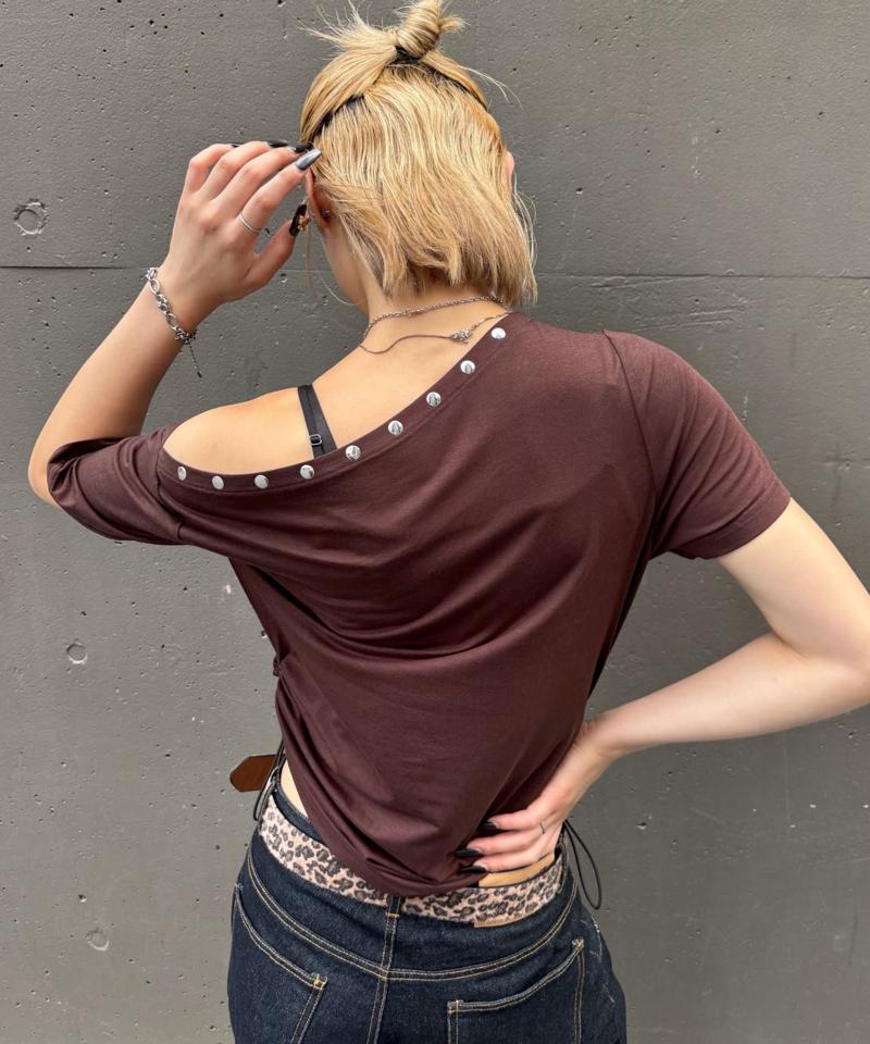 ワンオフショルスタッズドロストTEE