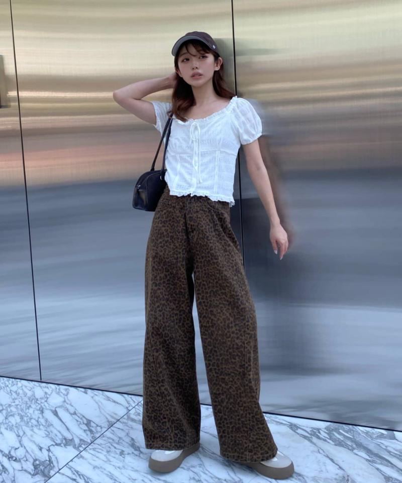 【-3kg見え/ウエスト調整可】サイド切替ワイドデニムパンツ