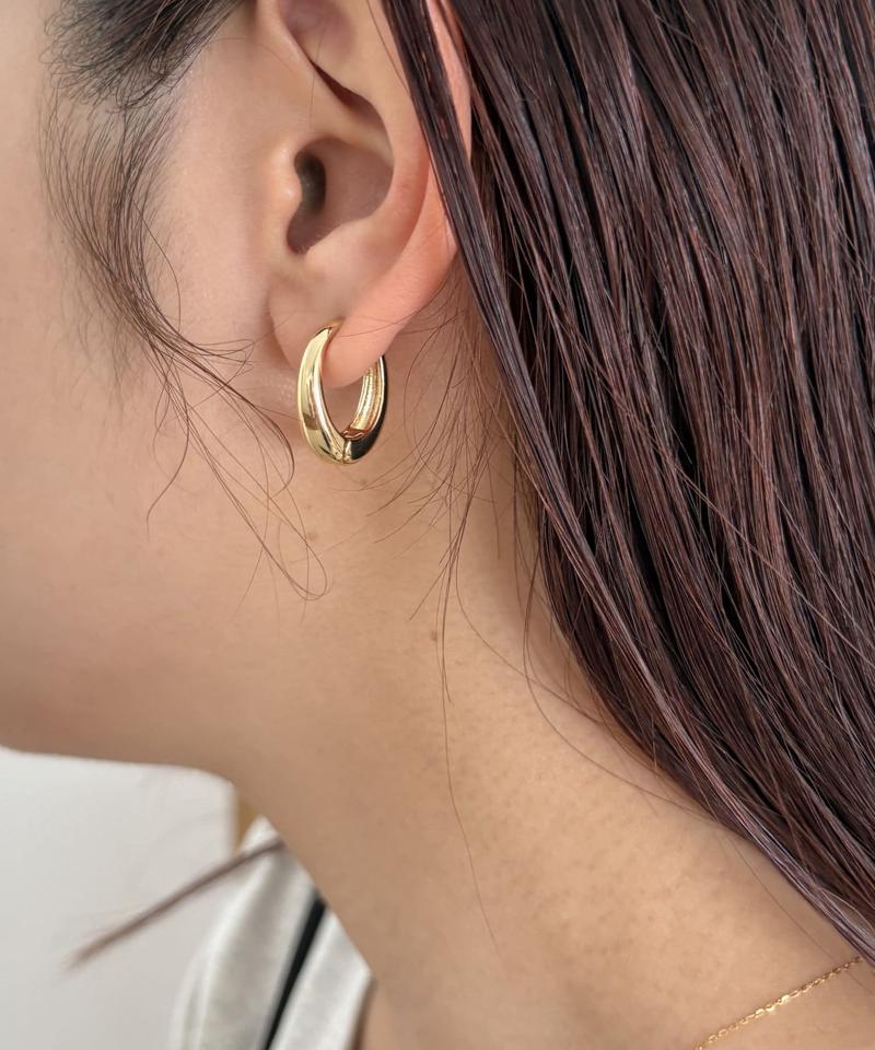【イヤリング/イヤーカフ】〈GOLDY〉ドロップフープワンタッチイヤリング