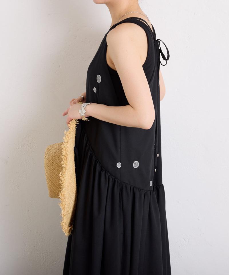 【大人の肌見せワンピ】ドット刺繍キャミワンピース