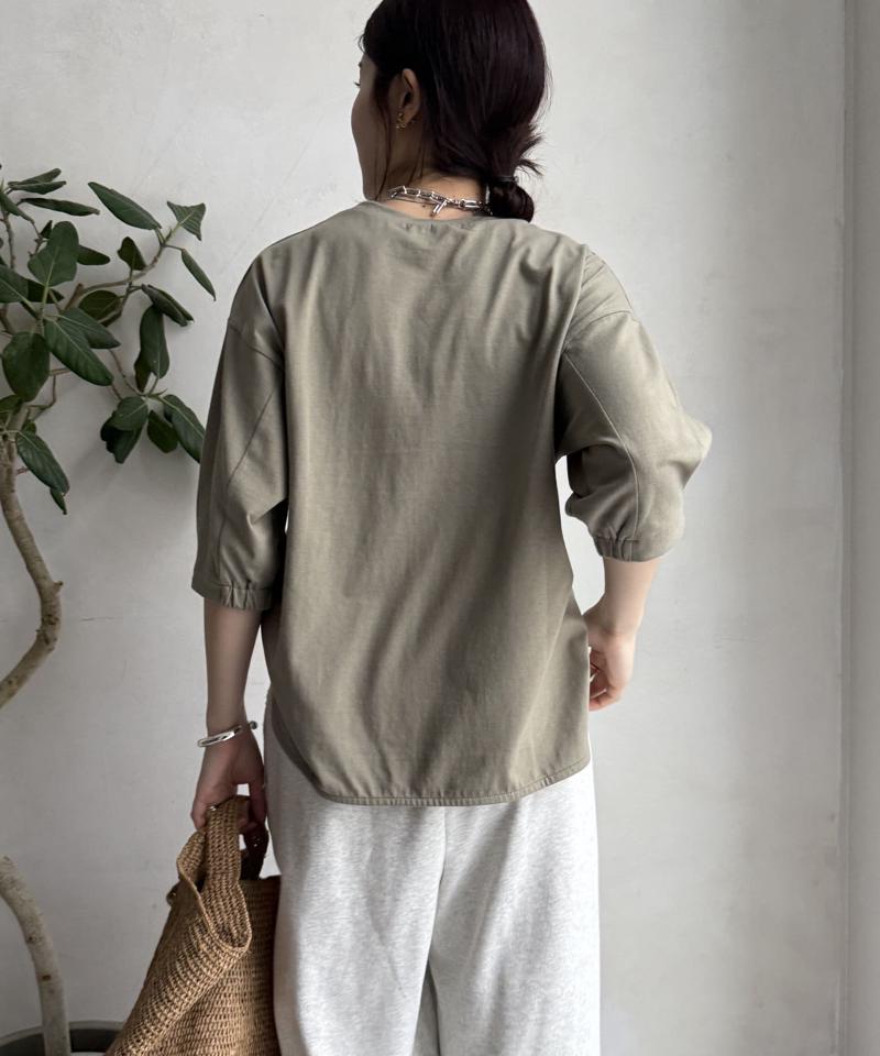 【WEB限定】パールロゴ刺繍タックスリーブプルオーバー