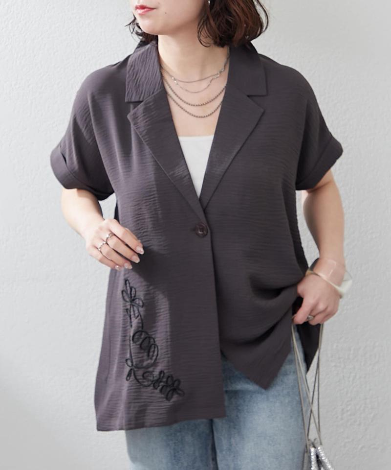コード刺繍入りゆるテーラー