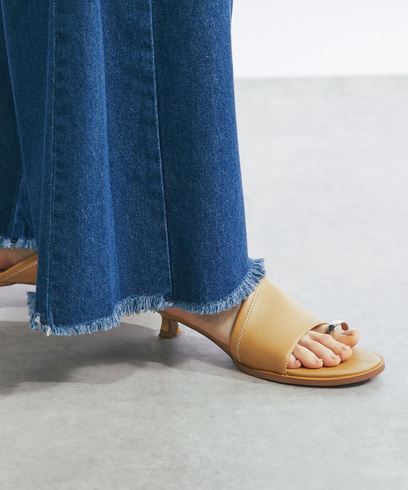 【LE VERNIS(ル・ベルニ)】Toe ring sandals