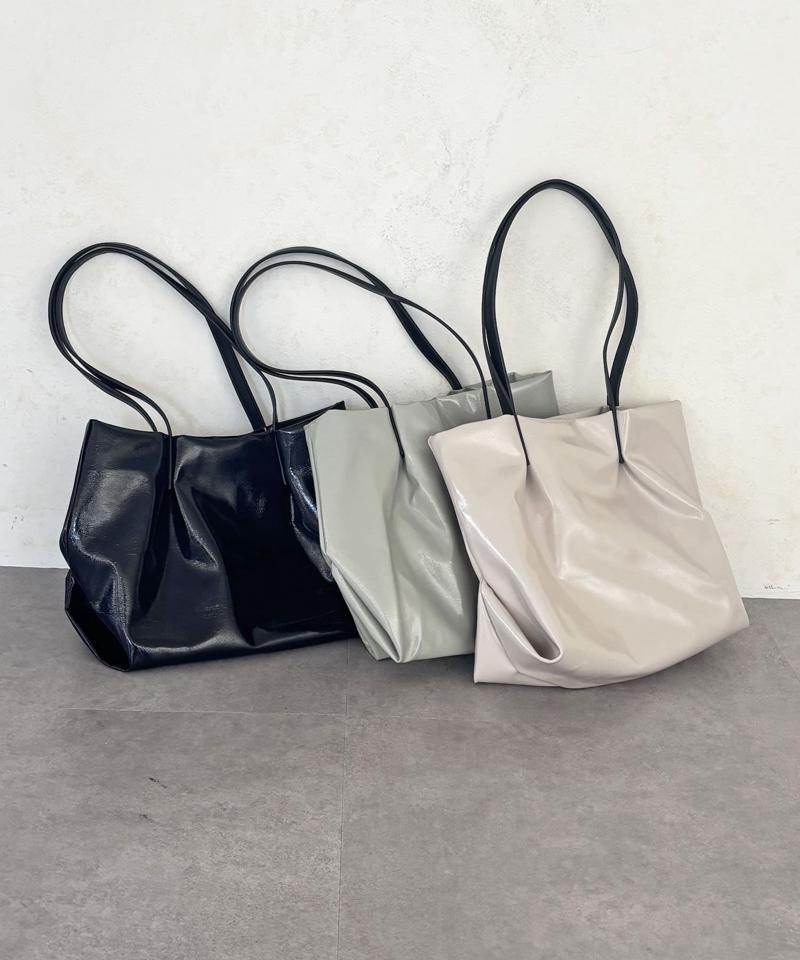 エナメルロングストラップトート