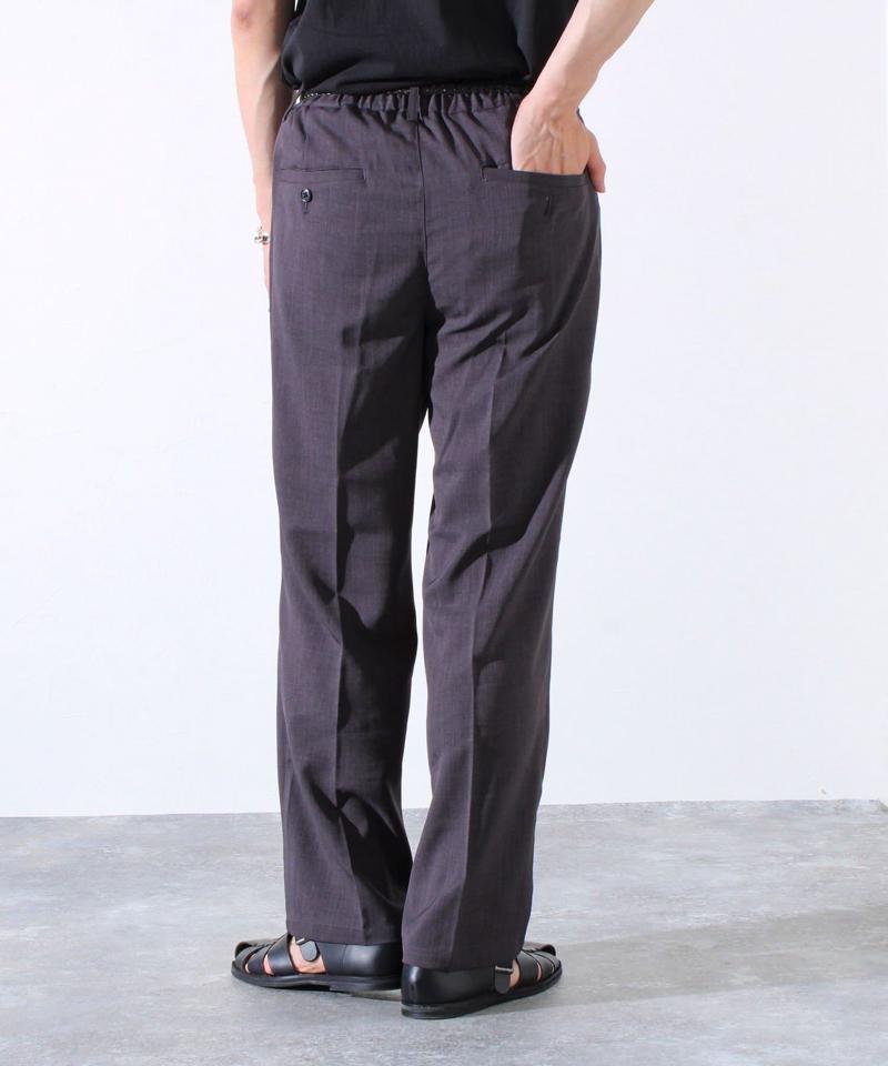 【GLOSTER】タック入り ドライポリ ワイドストレート スラックスパンツ