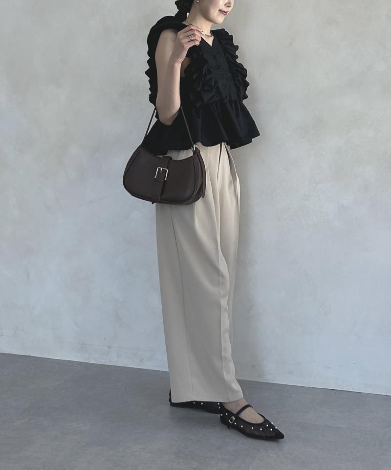 フリルショルダーペプラムブラウス