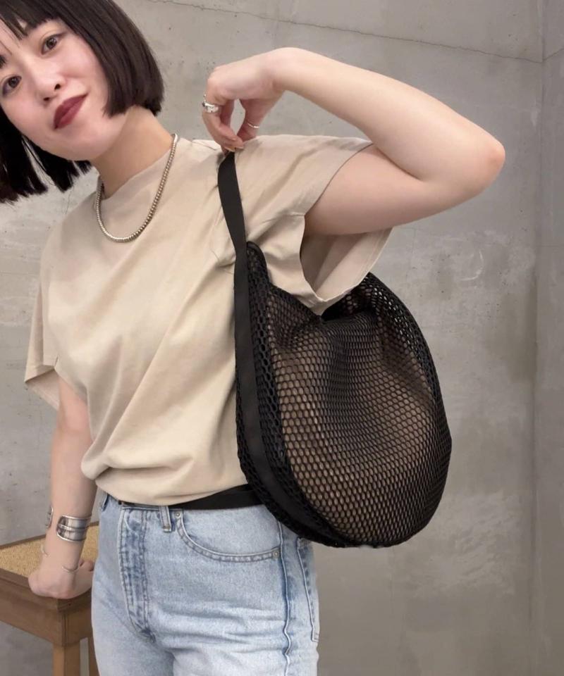 メッシュライトショルダーバッグ《超軽量260g/A4サイズ対応/2way》