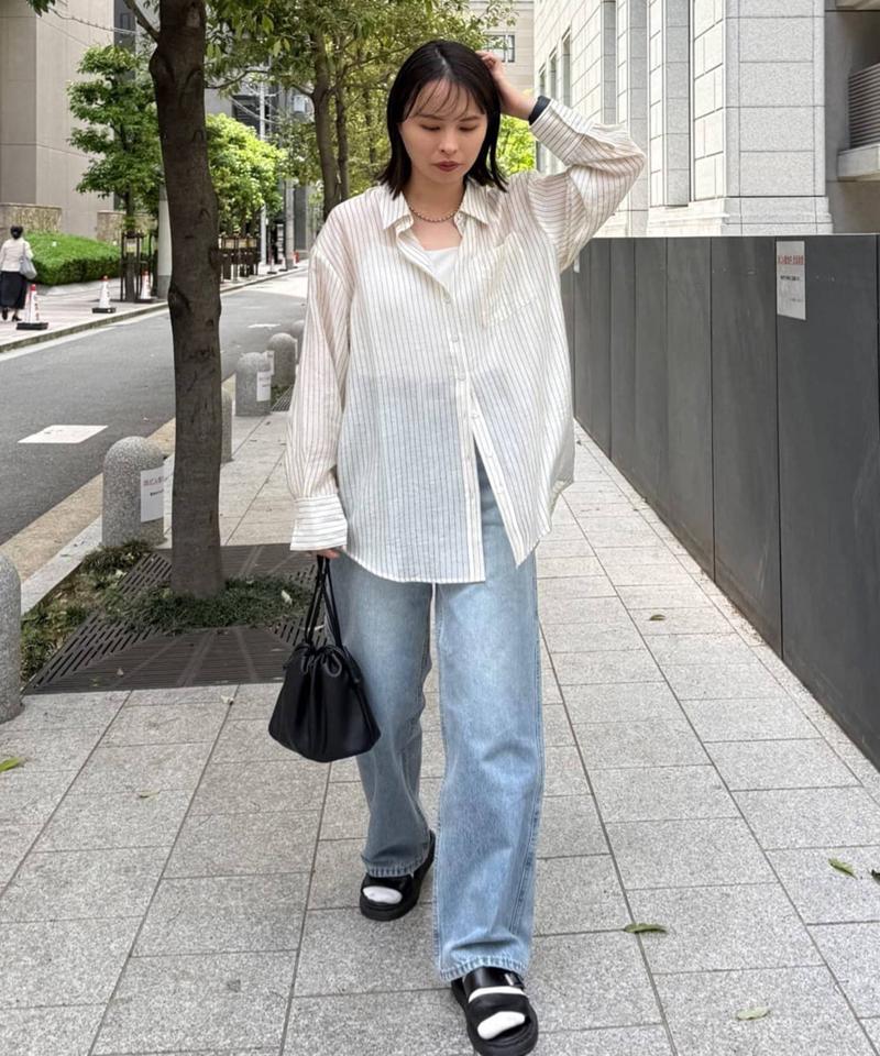 【程よい透け感/長めの着丈】シアーストライプシャツ《WEB限定カラーあり》