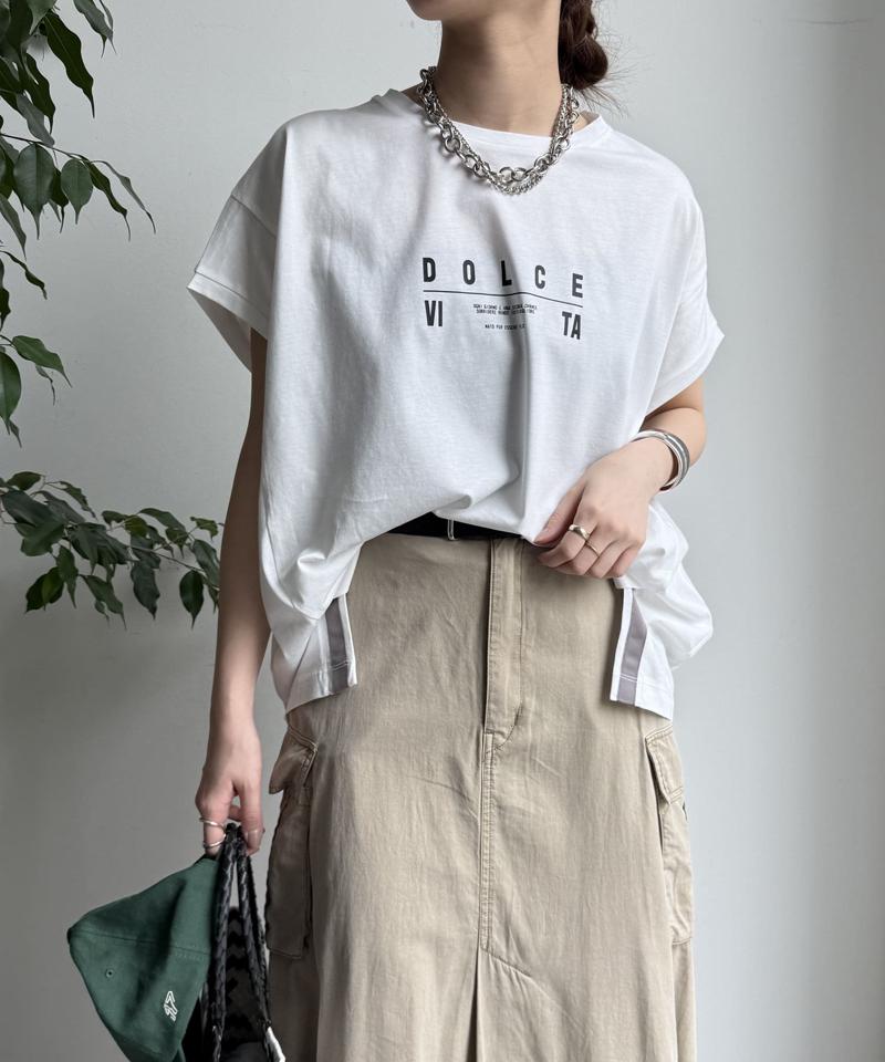 【WEB限定】カラーラインスリットTEE