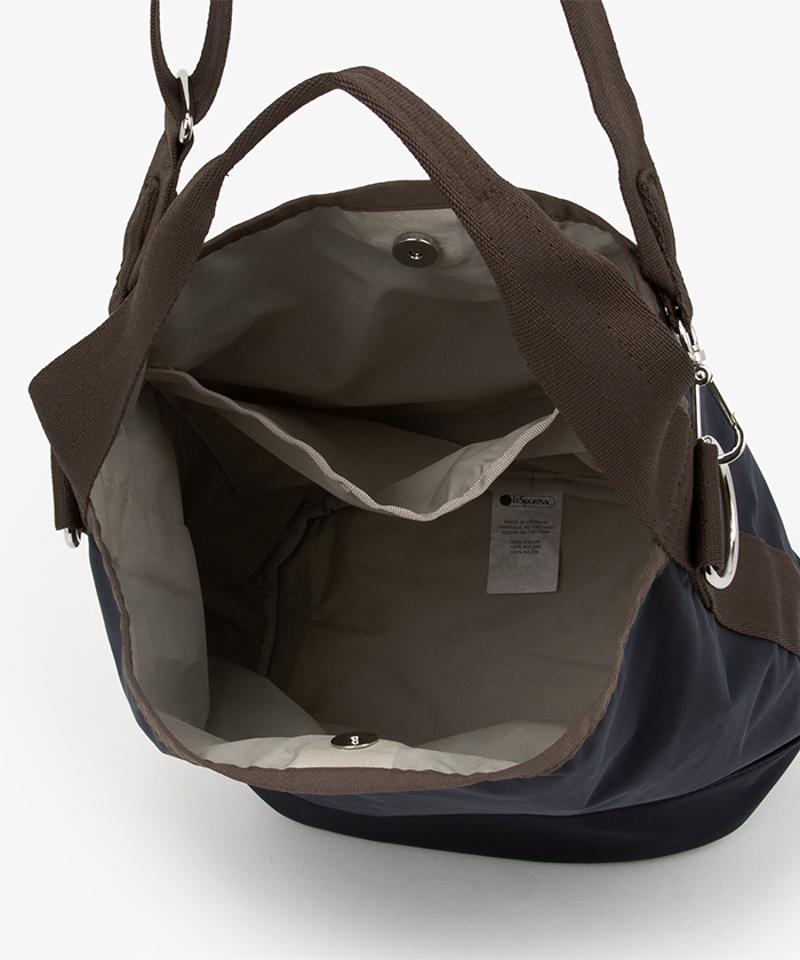 CONVERTIBLE BUCKET BAGディープシー/ダークチョコレート