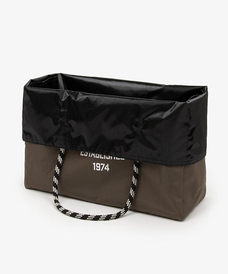 LARGE 2 WAY TOTE2ウェイチョコレート/ブラックシャイン