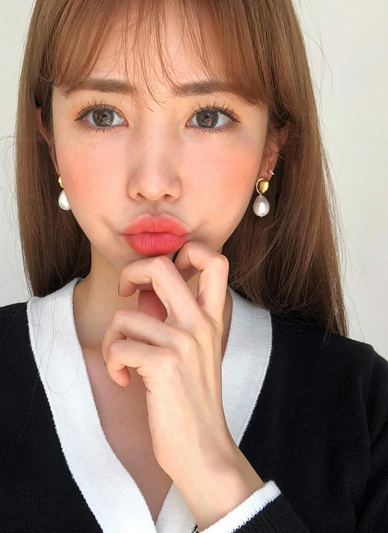 フォータードロップパールピアス・全1色