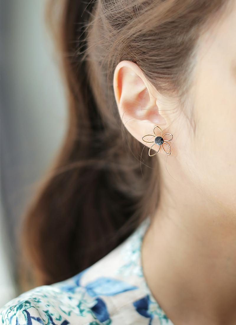 ゴールドフラワーピアス3SET・全3色
