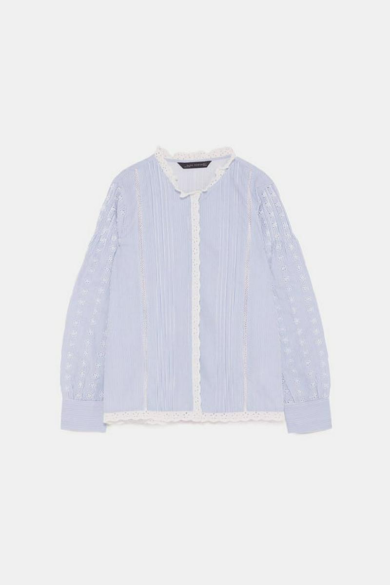 ストライプ柄シャツ