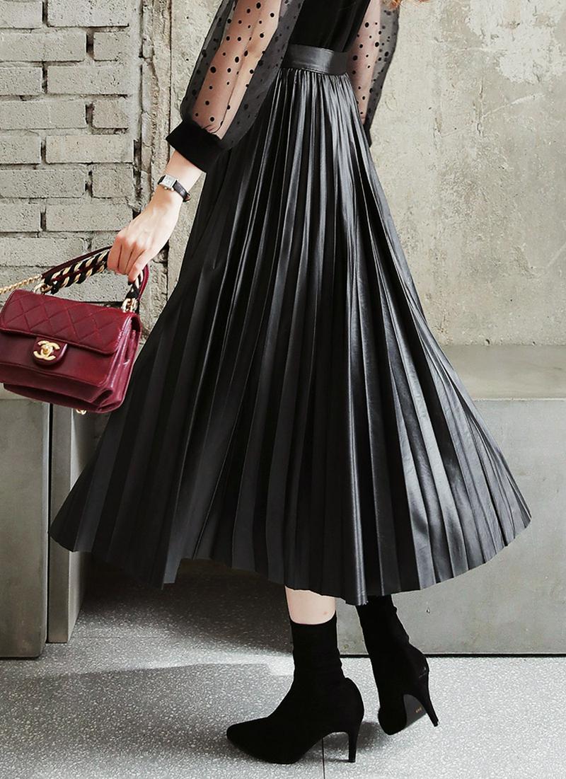 レザー調プリーツロングスカート・全2色