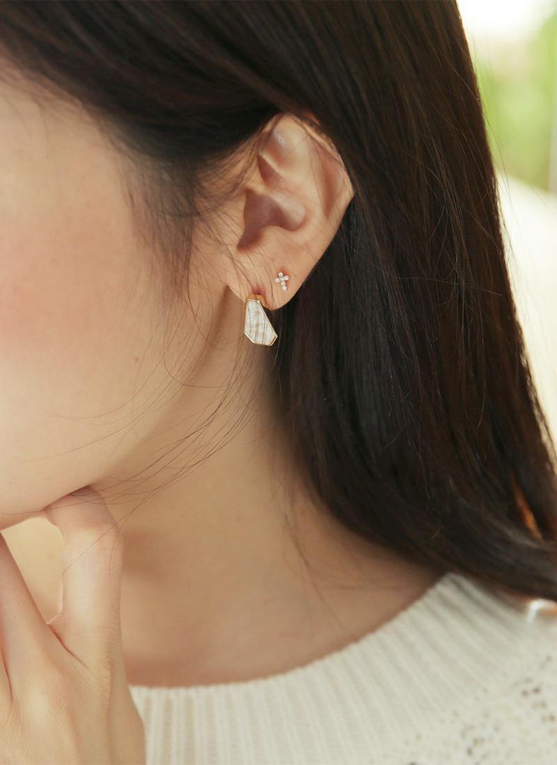 2TYPEヘキサゴンピアス・全3色