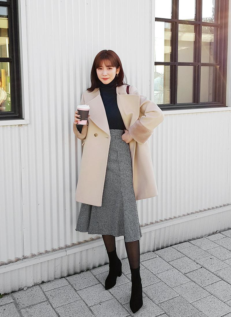 フェイクファーカフスダブルボタンコート・全2色