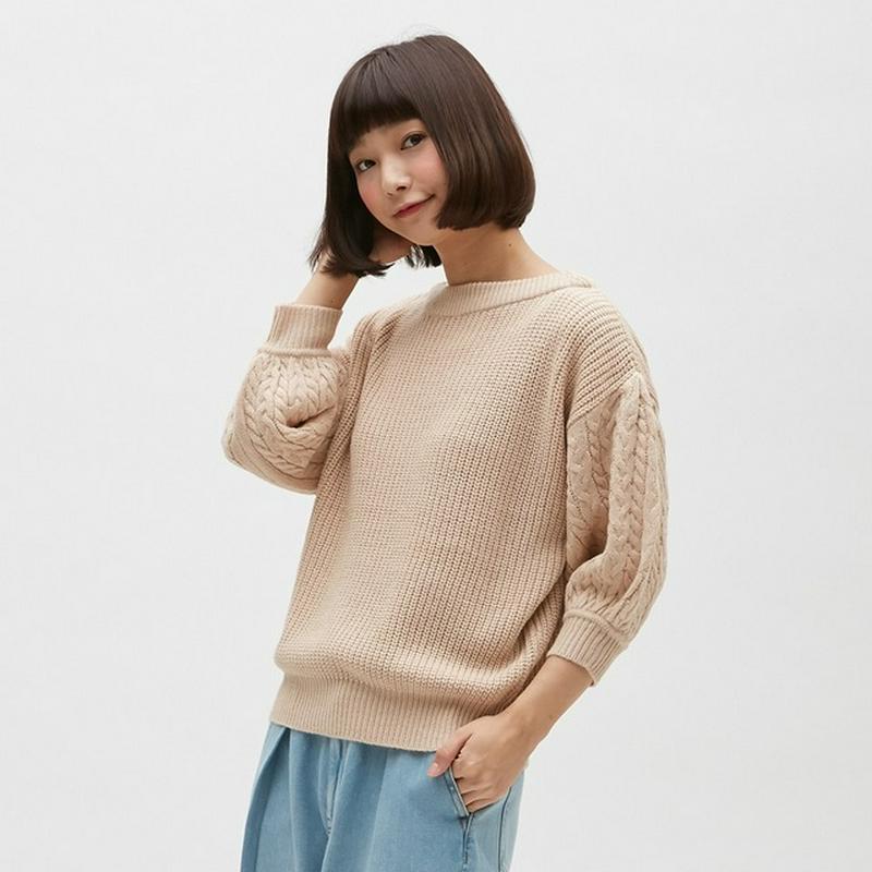 ケーブルパフスリーブセーター（７分袖）