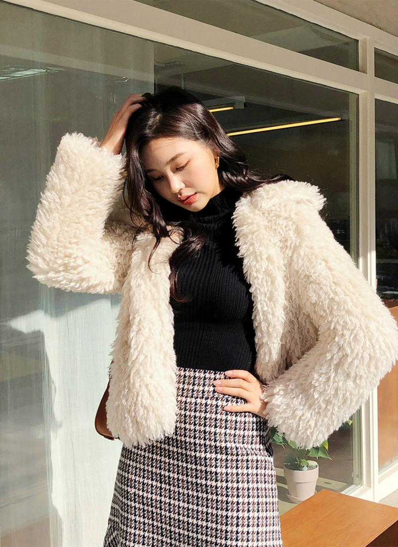 フェイクファーワイドカラージャケット・全3色