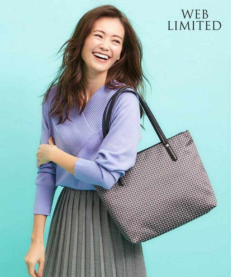【☆春・軽バッグ】WEB限定 モザイクナイロン トートバッグ