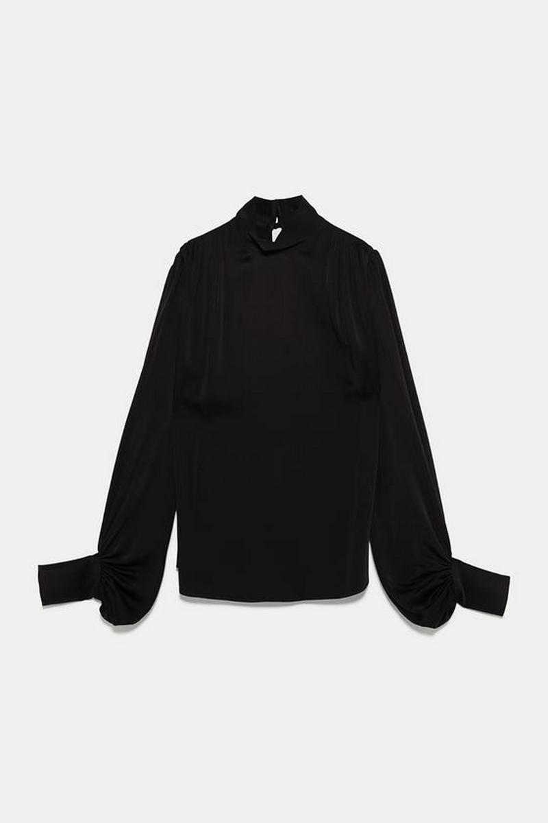 LIMITED EDITION パフスリーブブラウス