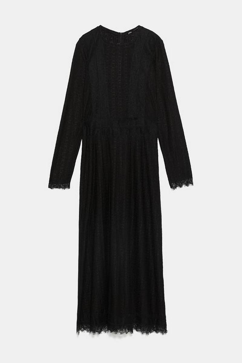 ロング丈レースワンピース