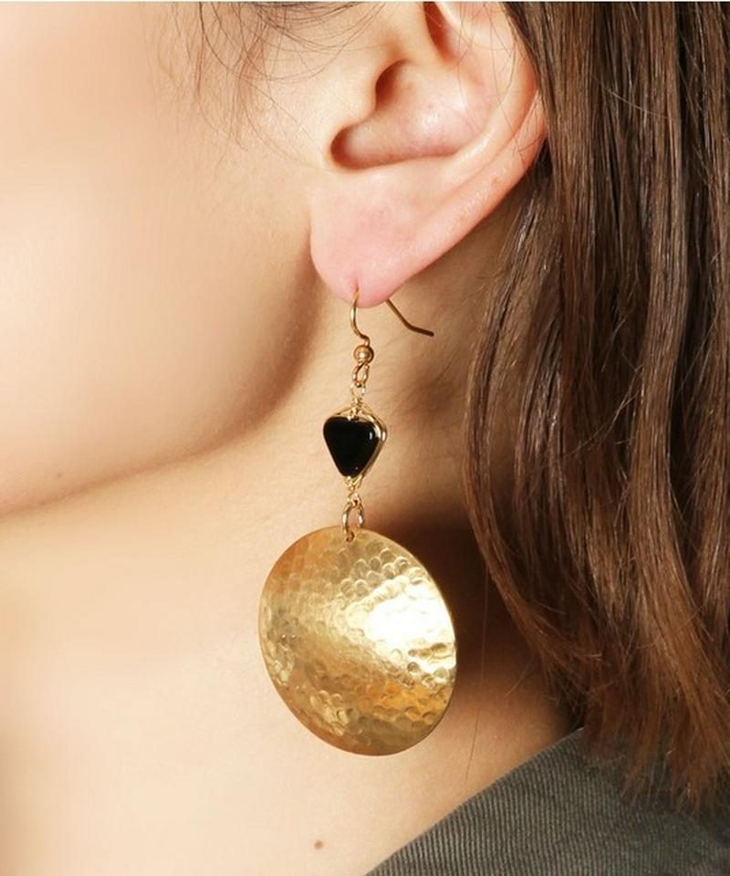 K14GF オニキス×槌目ラウンドピアス