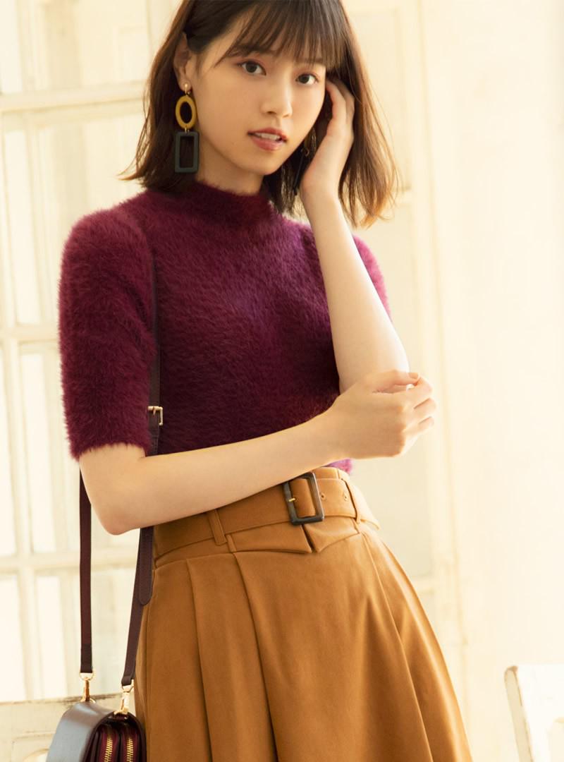 西野七瀬 ハイネックシャギーニットトップス