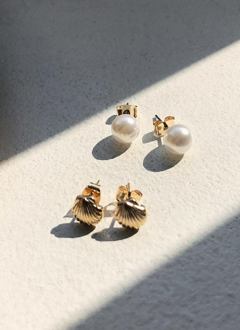 シェルモチーフピアス4SET・全2色