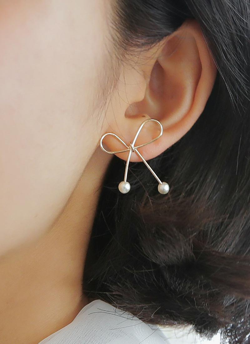 ミニリボンパールピアス・全1色